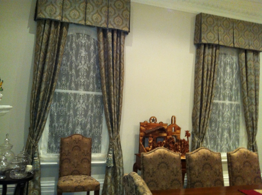 SOFT ROMAN LACE BLINDS